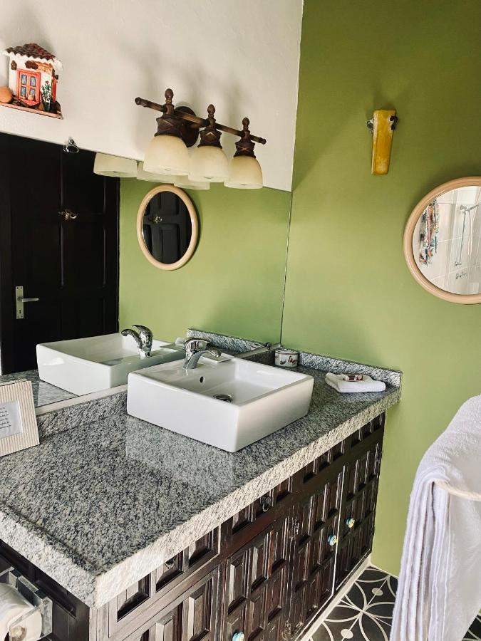 Villa Bougainvillea Aruba, The Tango Suite Палм Бийч Екстериор снимка